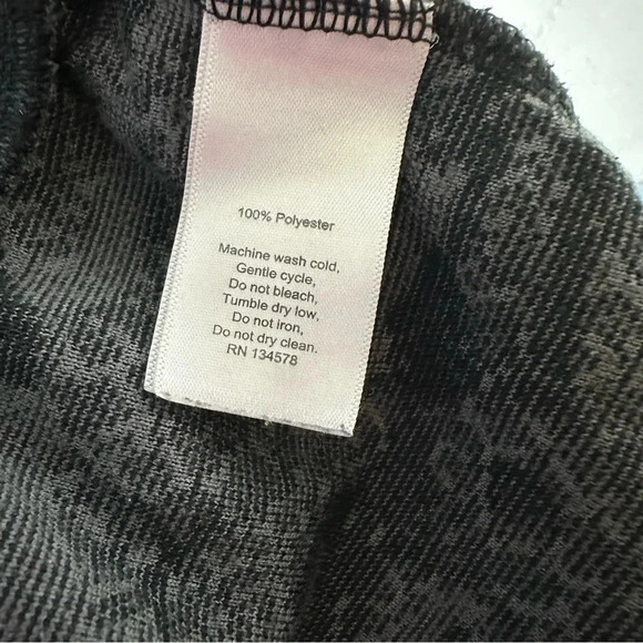Vineyard Vines S black + gray terry cloth camouflage joggers - Picture 6 of 7